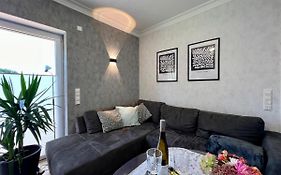 Ferienwohnung Cléo - 5 Minuten vom Schloss Dankern entfernt
